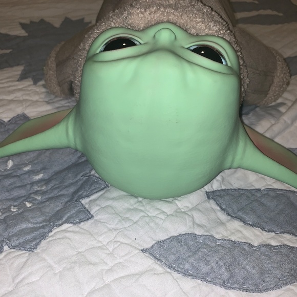 Star Wars Mandalorian The Child 11" Plush Grogu / Baby Yoda Doll from Mattel - Picture 3 of 9